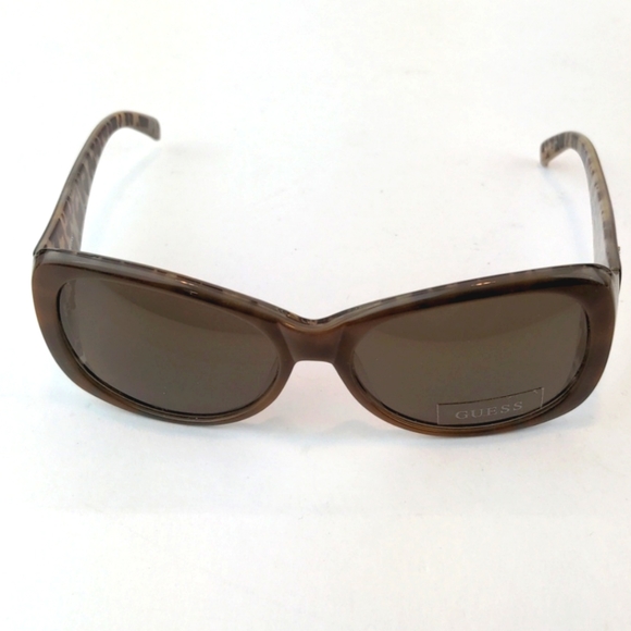 Accessories - Guess Sunglasses NWOT